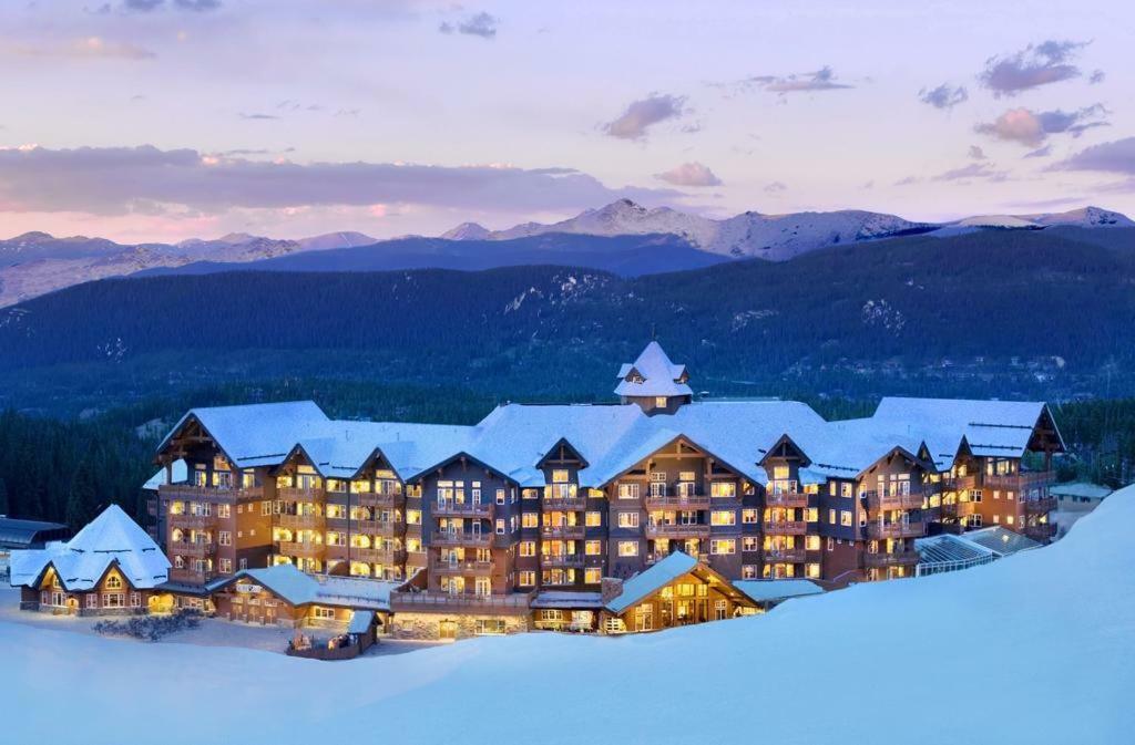 One Ski Hill Place Брекънридж Екстериор снимка