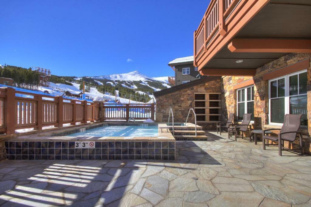 One Ski Hill Place Брекънридж Екстериор снимка